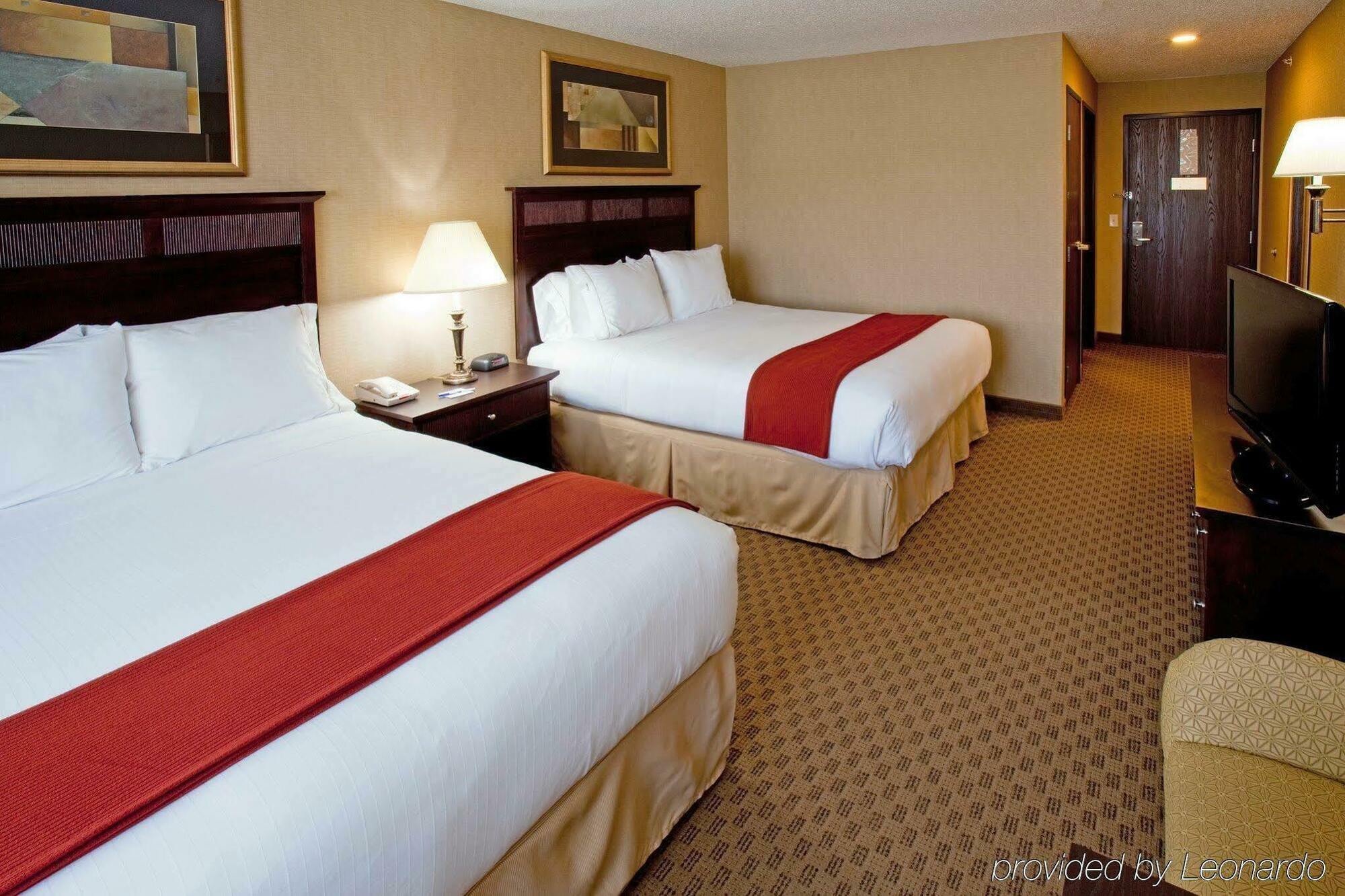 Holiday Inn Express Le Claire Riverfront-Davenport By Ihg Екстер'єр фото